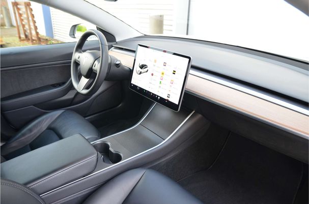 Tesla Model 3 Performance AWD 340 kW image number 11