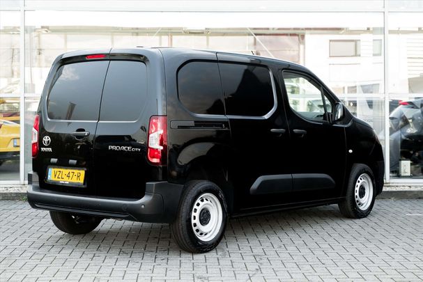 Toyota Proace City 1.5 D-4D Long 75 kW image number 5