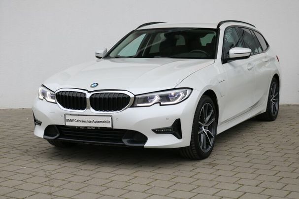 BMW 330e Touring M Sport 215 kW image number 1