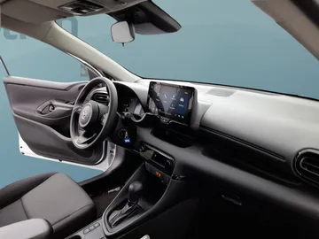 Car image 16