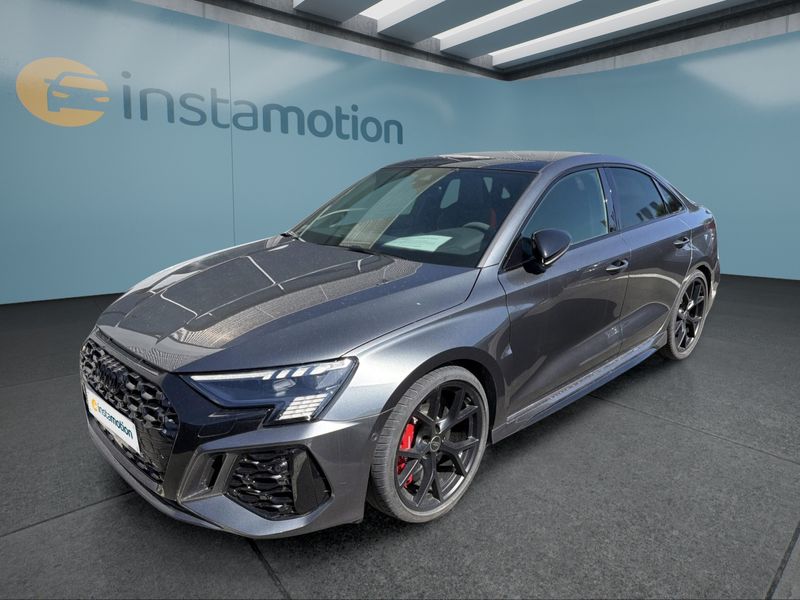 Audi RS3 Limousine TFSI