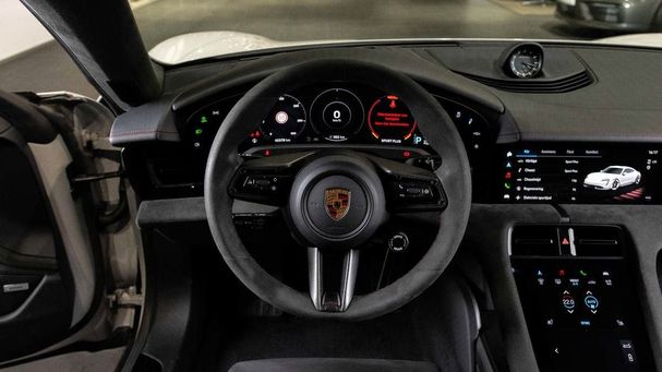 Porsche Taycan GTS 441 kW image number 12