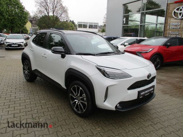 Toyota Yaris Cross 1.5 Hybrid GR Sport 96 kW image number 2