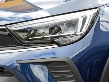 Car image 25