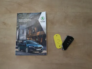 Car image 39