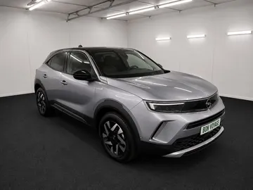 Car image 2