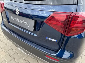 Car image 28
