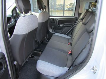 Car image 14