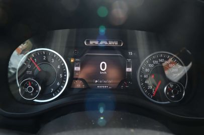 Car image 36