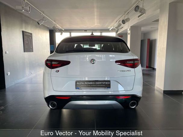 Alfa Romeo Stelvio 2.2 Diesel AT8 Q4 154 kW image number 4