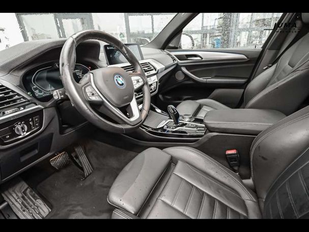 BMW iX3 Impressive 210 kW image number 4