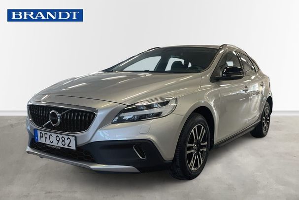 Volvo V40 Cross Country D3 111 kW image number 1