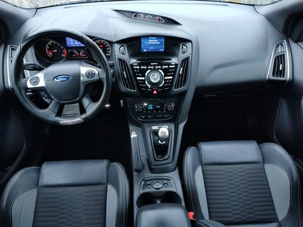 Ford Focus 184 kW image number 12