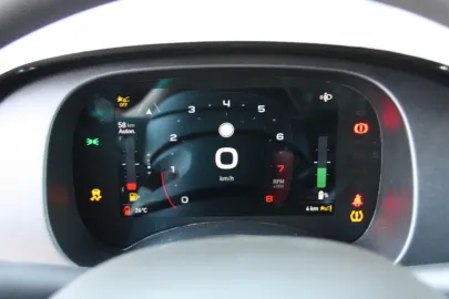 Car image 28
