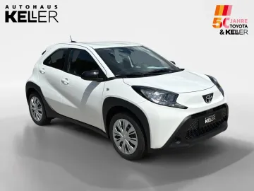 Car image 2