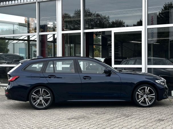 BMW 330d Touring xDrive 195 kW image number 9