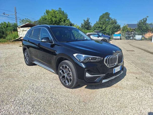 BMW X1 xDrive18d xLine 110 kW image number 8