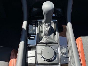 Car image 23