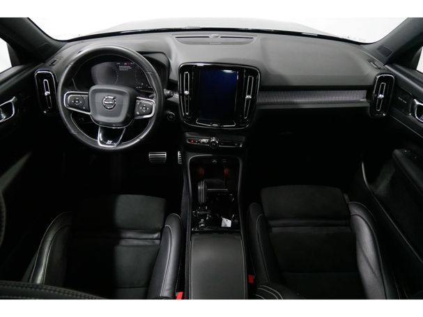 Volvo XC40 AWD 140 kW image number 11