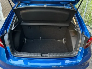 Car image 36