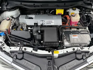 Car image 27