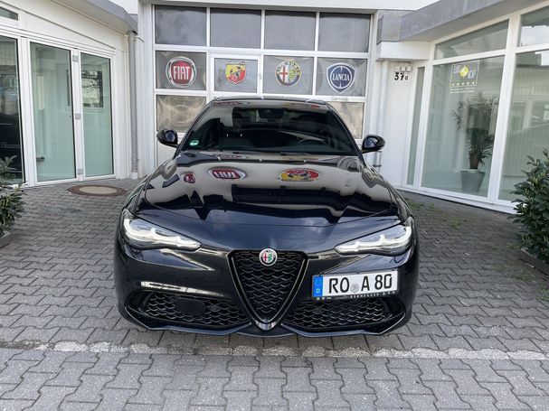 Alfa Romeo Giulia Q4 206 kW image number 2