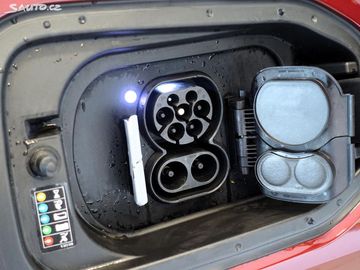 Car image 37