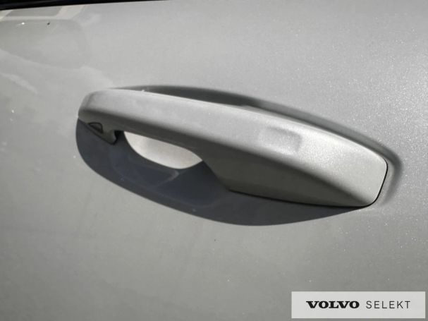 Volvo XC40 170 kW image number 25