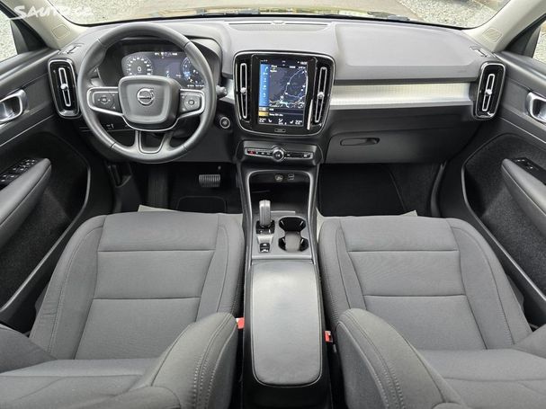 Volvo XC40 T3 Momentum 120 kW image number 7