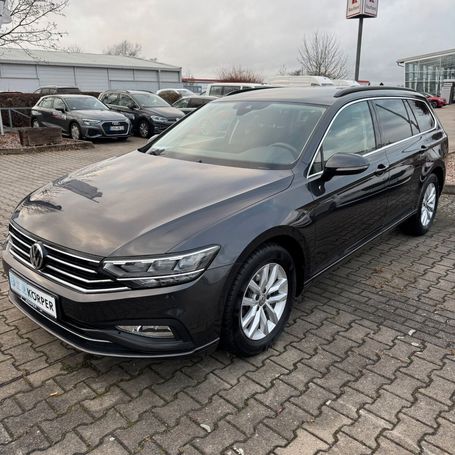 Volkswagen Passat Variant 1.5 TSI Business DSG 110 kW image number 1