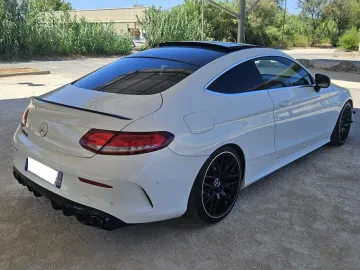Car image 33