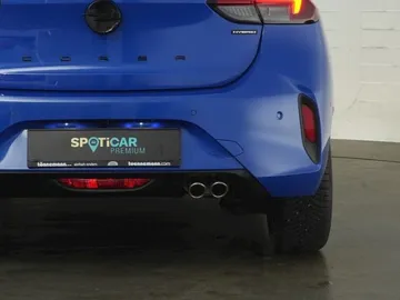 Car image 32