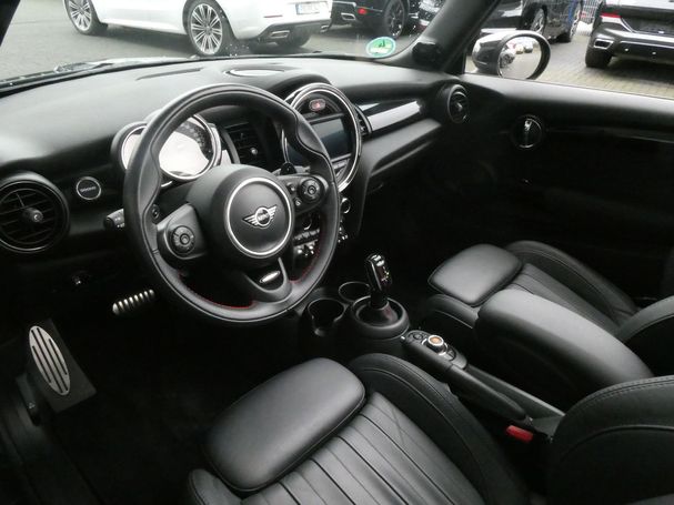 Mini John Cooper Works Cabrio 170 kW image number 8