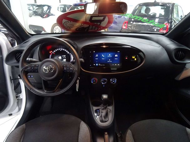 Toyota Aygo X 1.0 CVT 53 kW image number 10