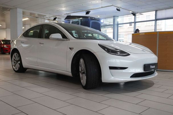 Tesla Model 3 Standard Range Plus 225 kW image number 3