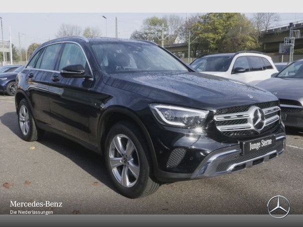 Mercedes-Benz GLC 300 de 225 kW image number 8