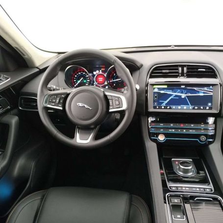 Jaguar F-Pace 132 kW image number 39