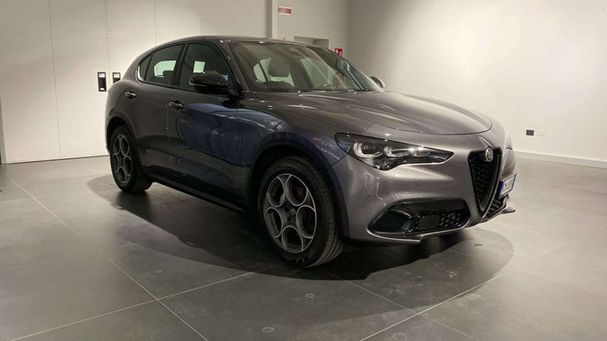 Alfa Romeo Stelvio 2.2 Diesel AT8 Q4 154 kW image number 2