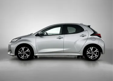 Car image 3