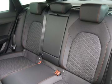 Car image 36