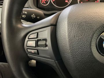 Car image 37