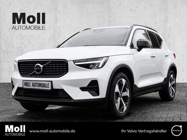 Volvo XC40 B3 Plus Dark 120 kW image number 1