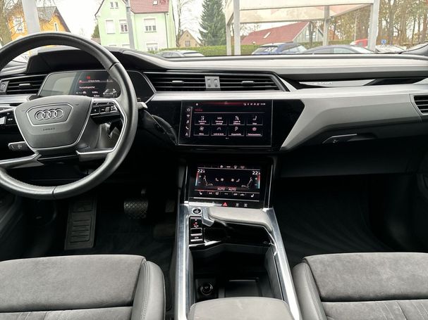 Audi e-tron 55 quattro S-line Sportback 300 kW image number 16