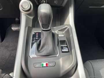 Car image 24