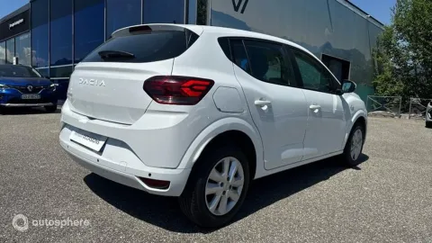 Car image 5