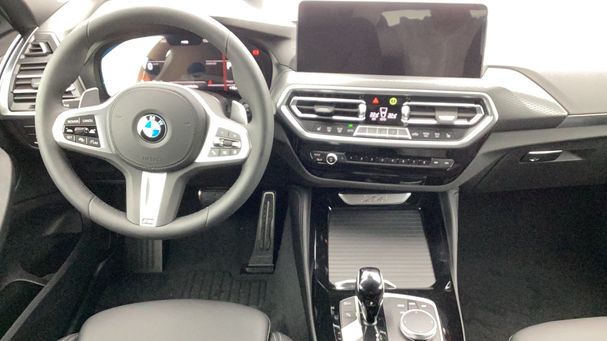 BMW X4 xDrive30i 180 kW image number 4