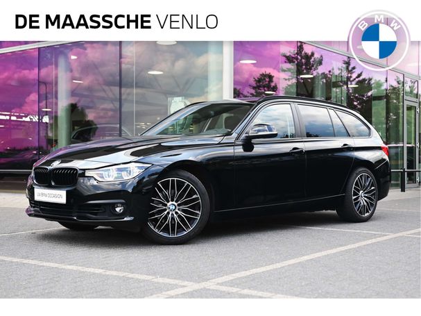 BMW 320i Touring 135 kW image number 1