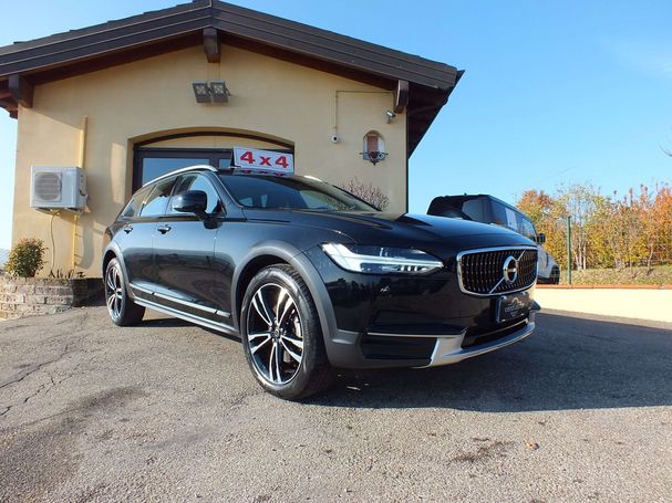 Volvo V90 Cross Country D4 AWD 140 kW image number 2