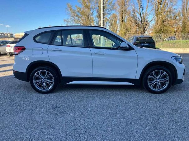 BMW X1 sDrive18d 110 kW image number 3