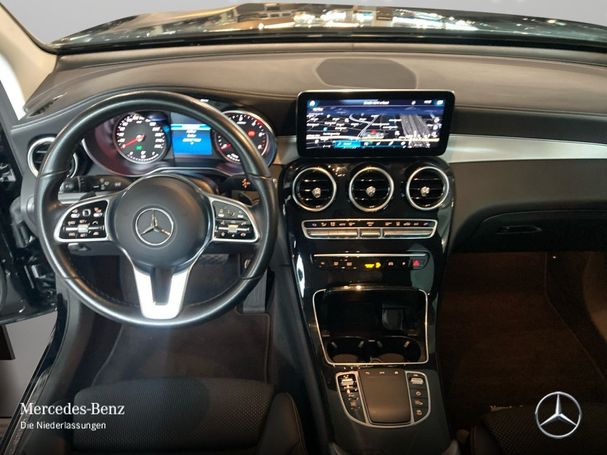 Mercedes-Benz GLC 300 de 225 kW image number 11